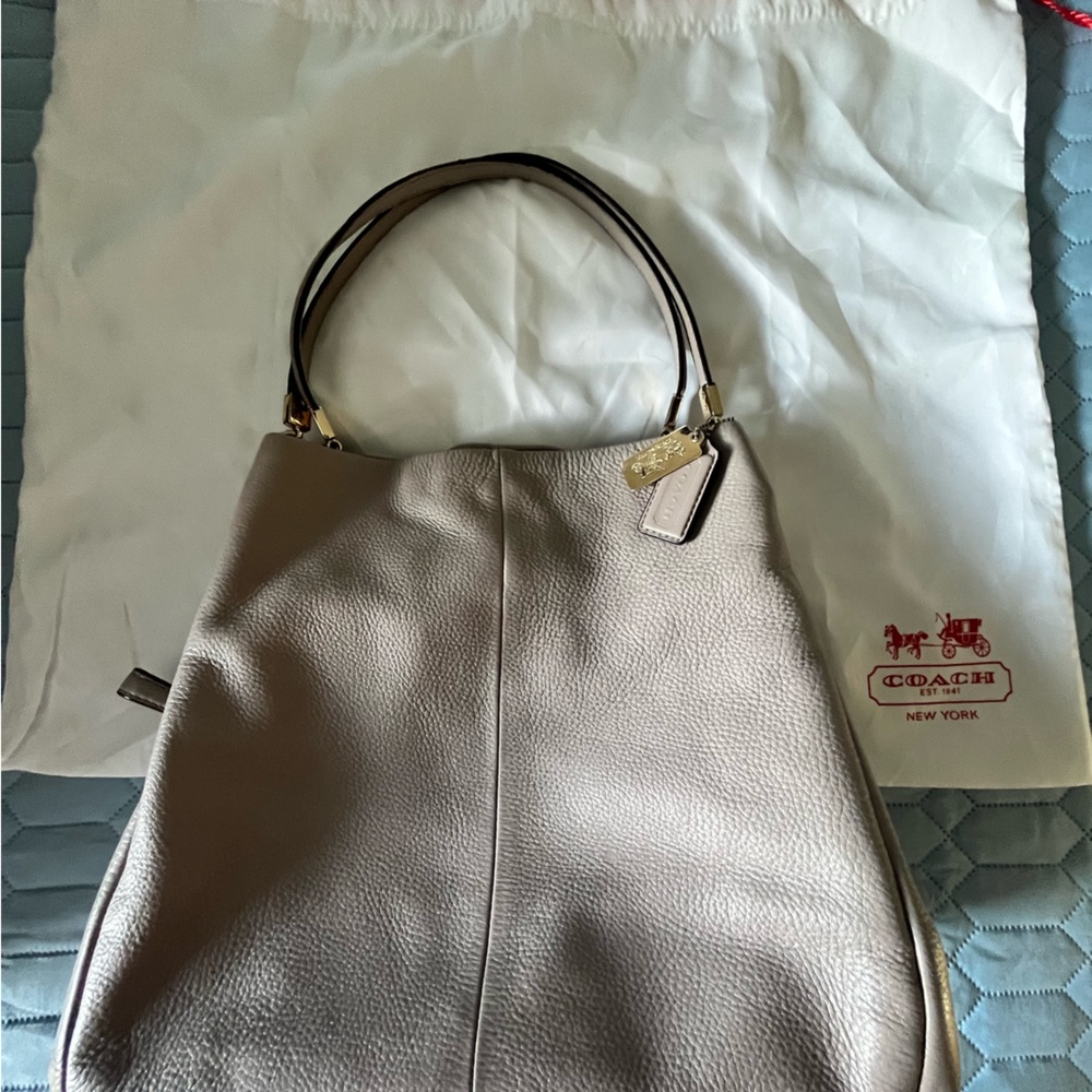 Incredible! Authentic Coach bag- not from outlet!